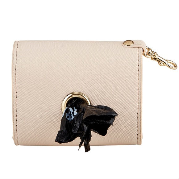 NWT Blush Polka Dot Saffiano Collar 3 PC Set - Picture 6 of 6